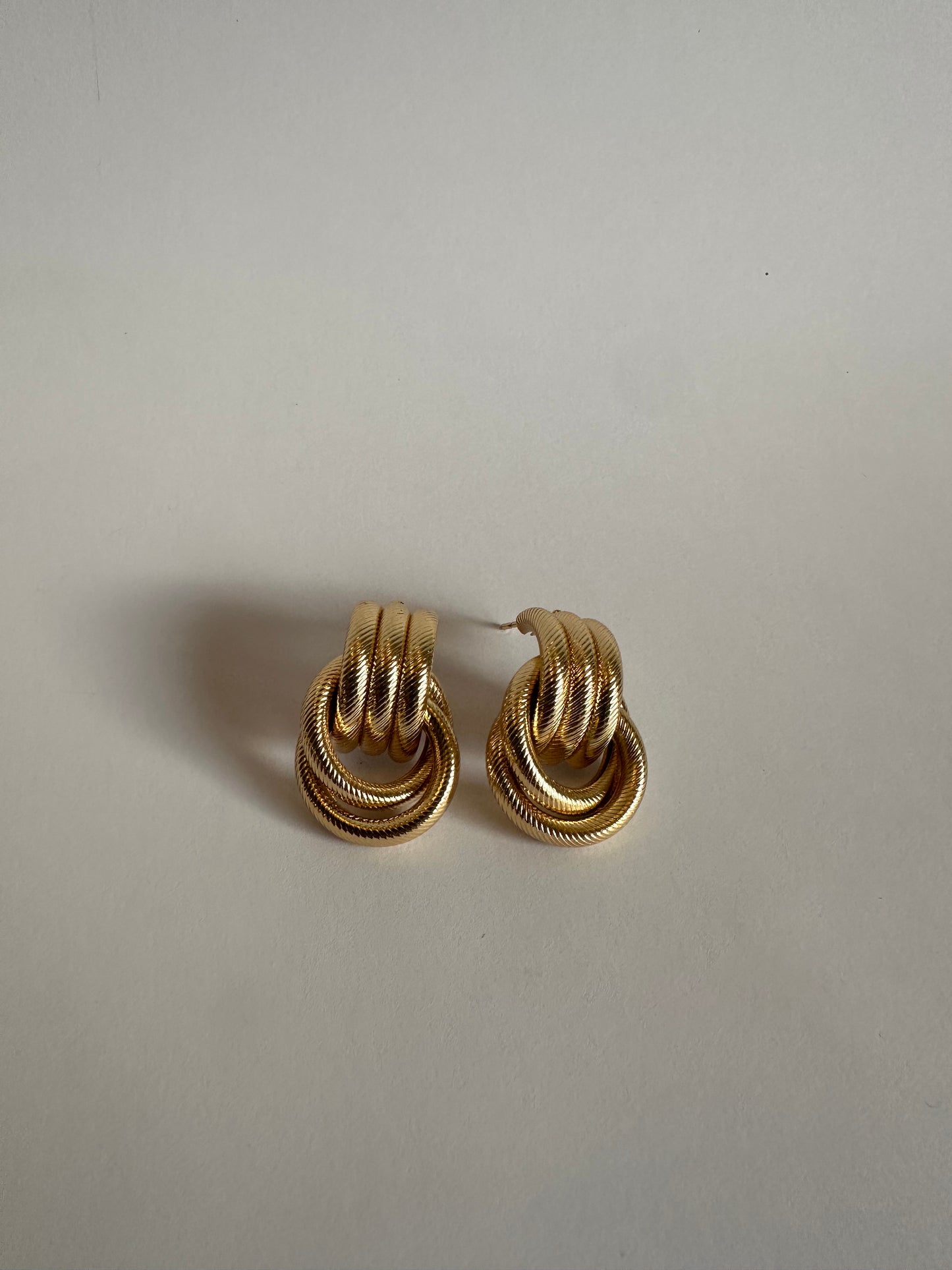 Twisted Knot Earrings (Gold)