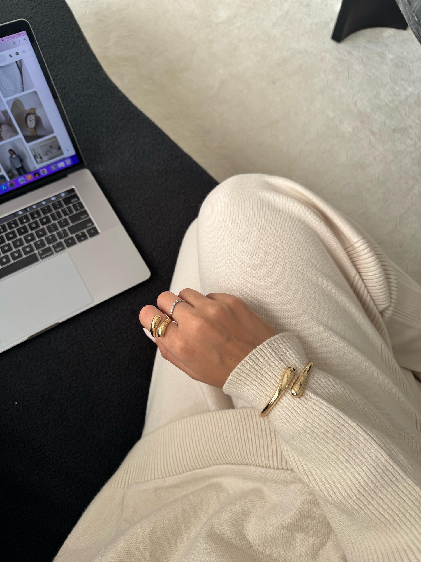 Overlap Bracelets Plus Ring