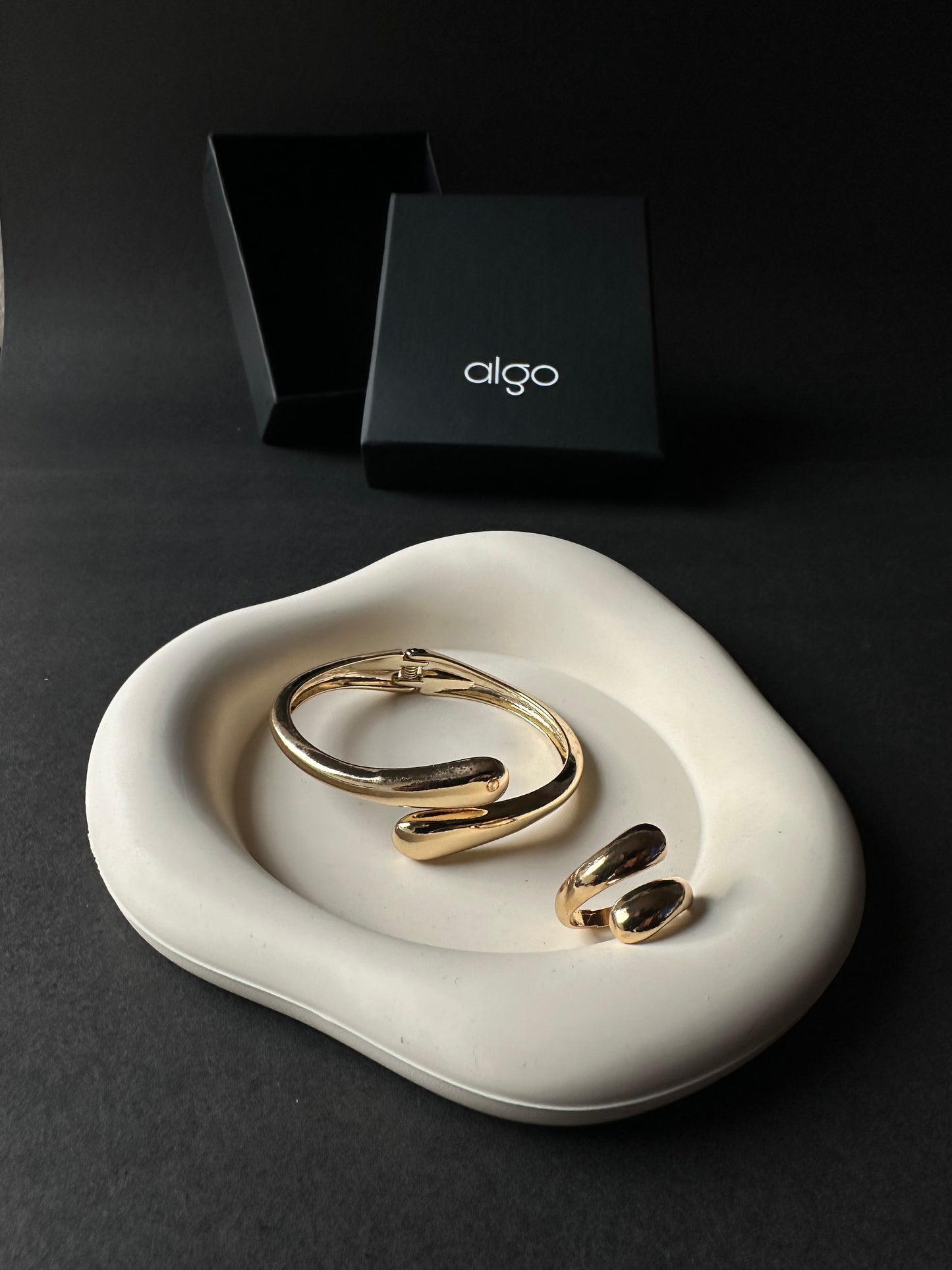 Overlap Bracelets Plus Ring