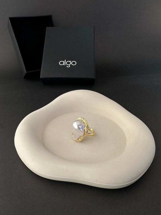 Vintage Pearl Statement Ring
