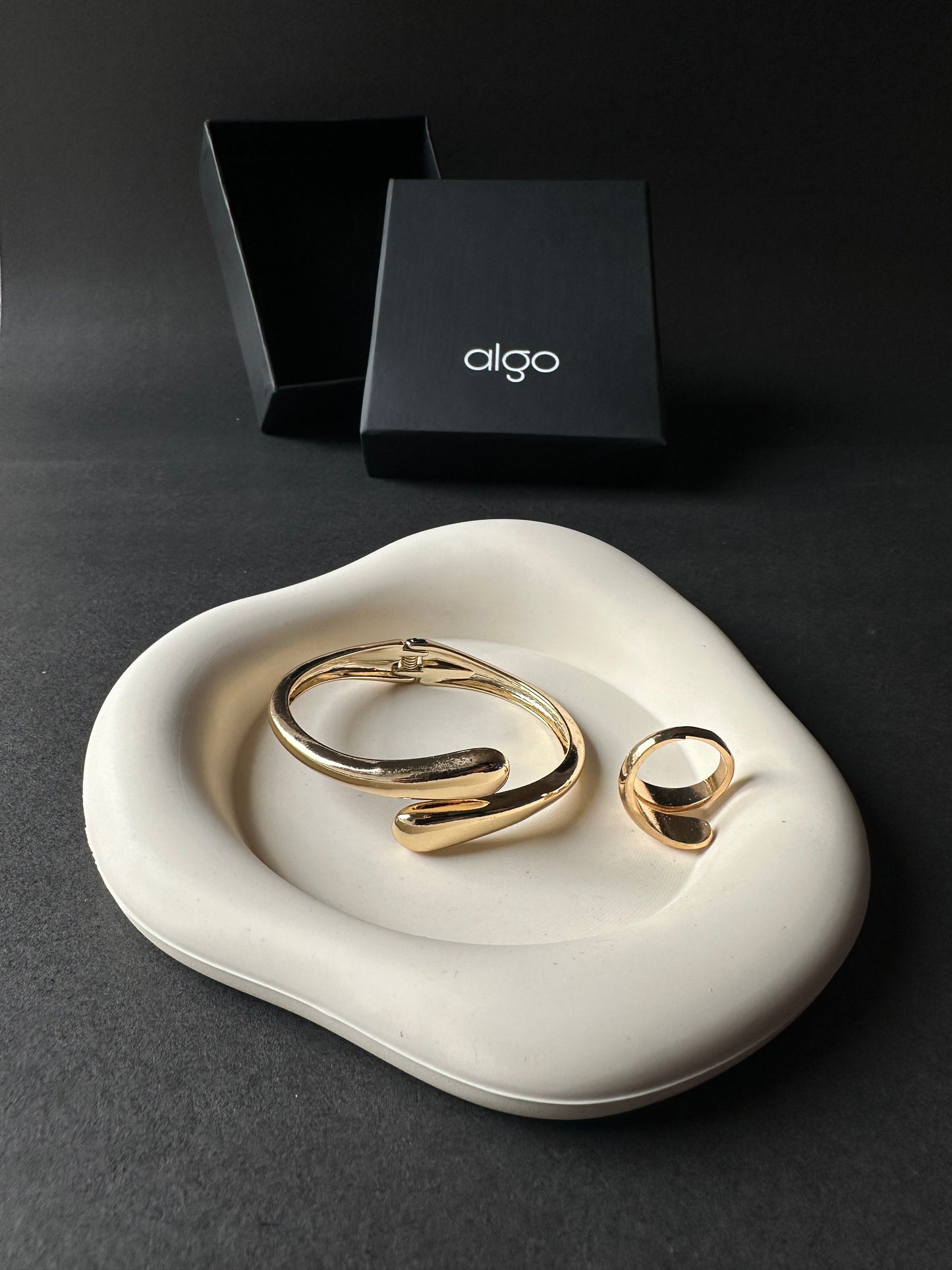 Overlap Bracelets Plus Ring