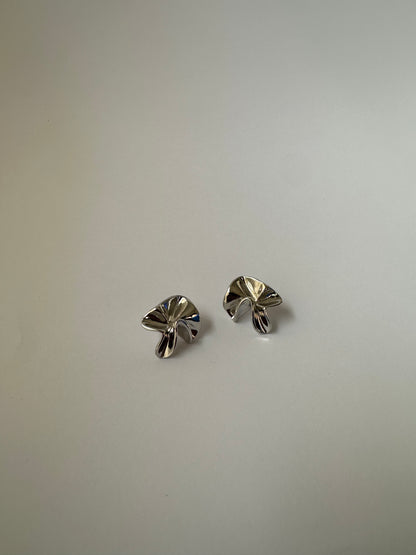 Sculpted Stud Earrings