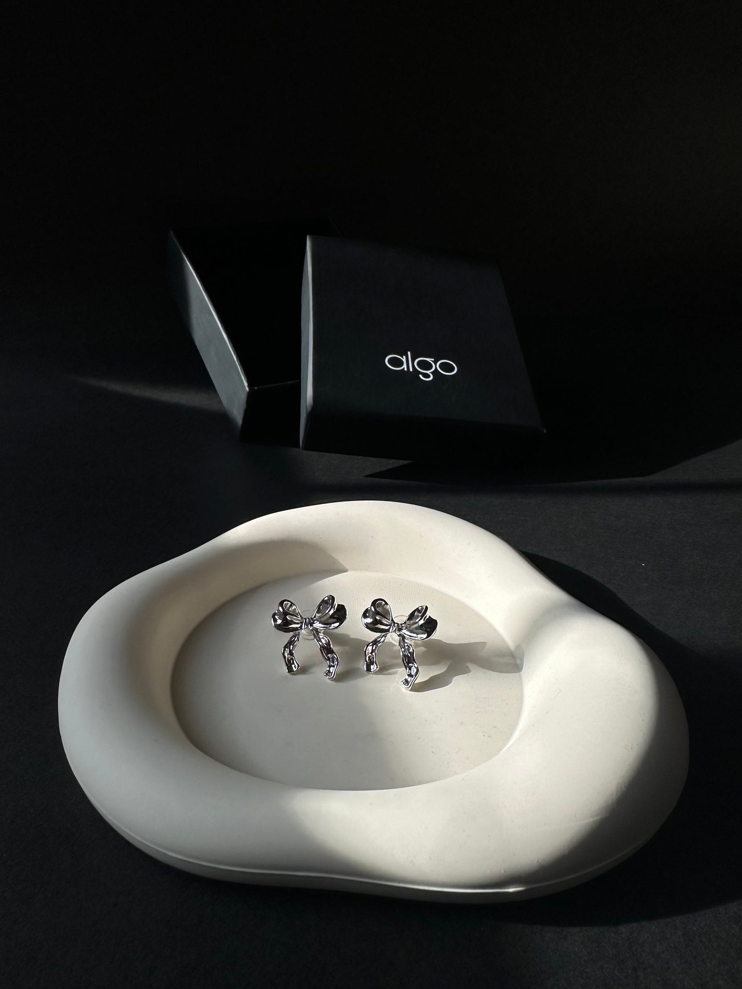 Wire Bow Earrings